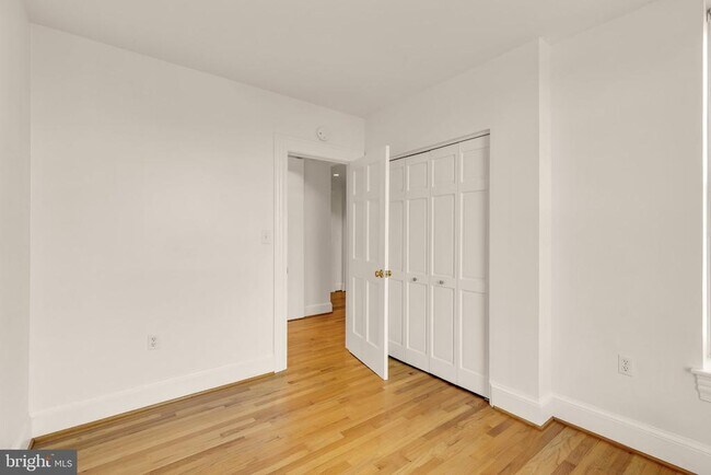 Building Photo - 1325 13th St NW