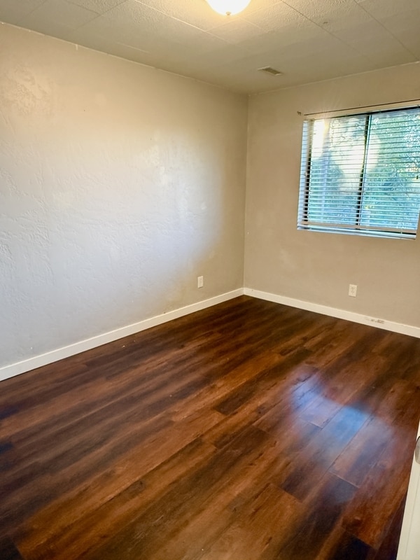 Building Photo - 7428 S 700 E