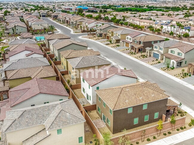 Building Photo - 6054 Theodore St