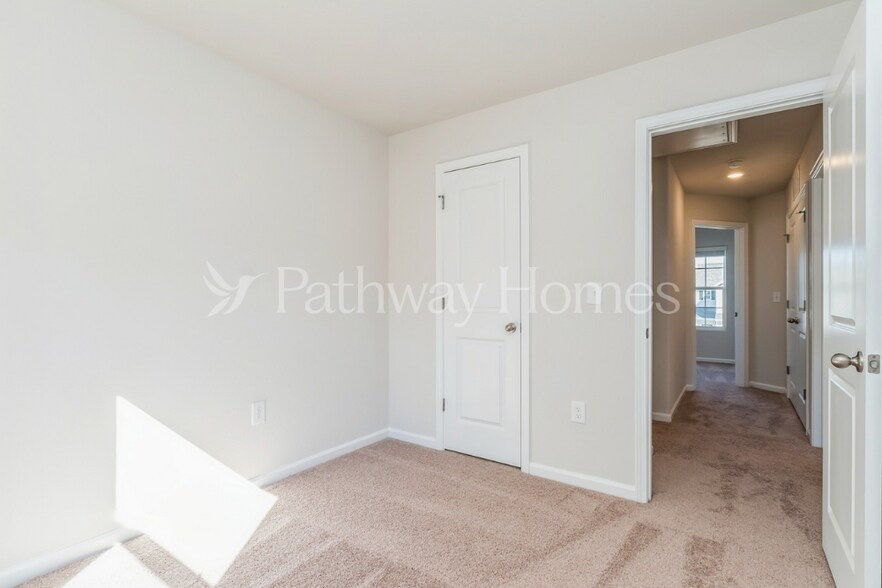 Building Photo - 6316 Lowe Ln