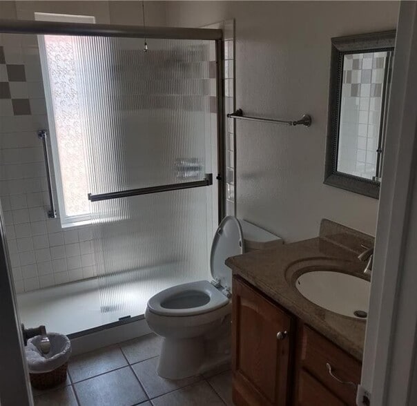 Building Photo - 1955 Silver Oak Way