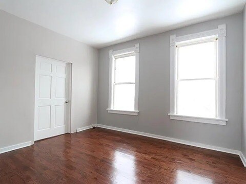 Building Photo - 2108 W 18th St