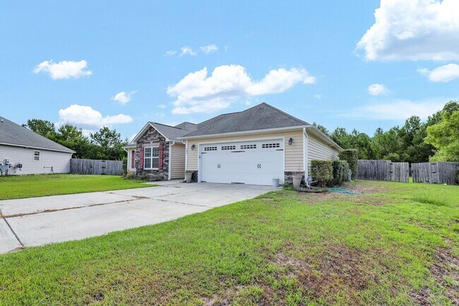 Building Photo - 202 Marsh Haven Dr