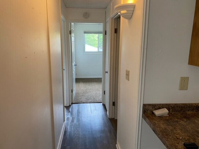 Building Photo - 3614 Sternberg Avenue