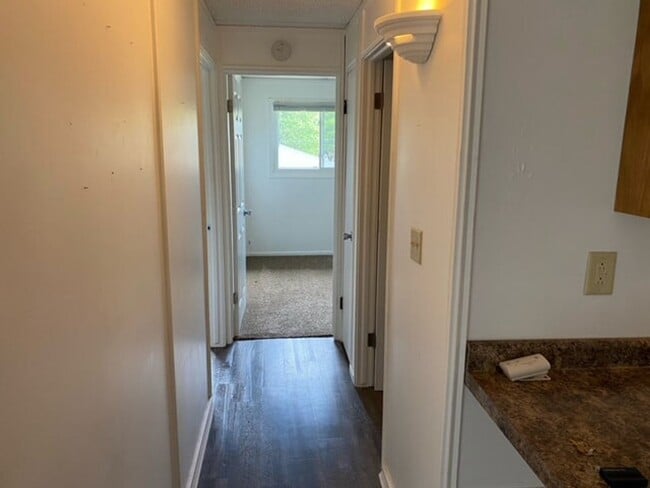 Building Photo - 3614 Weiland Ave