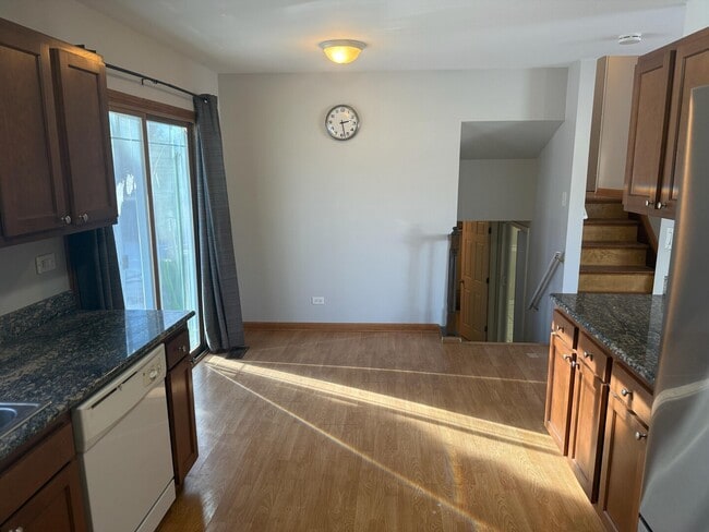 Building Photo - 982 Hastings Ln