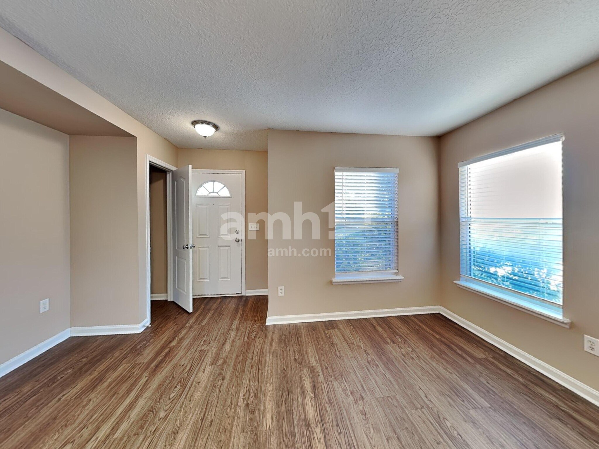 Building Photo - 12618 Wooded Bluff Ct