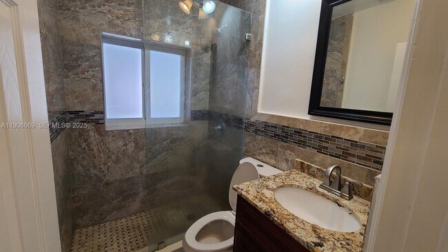 Building Photo - 3221 NE 7th St