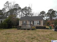 Building Photo - 817 Congaree Dr