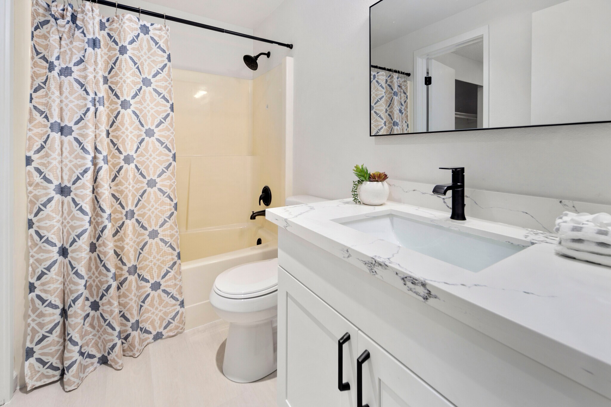 Building Photo - 2604 S 226th St