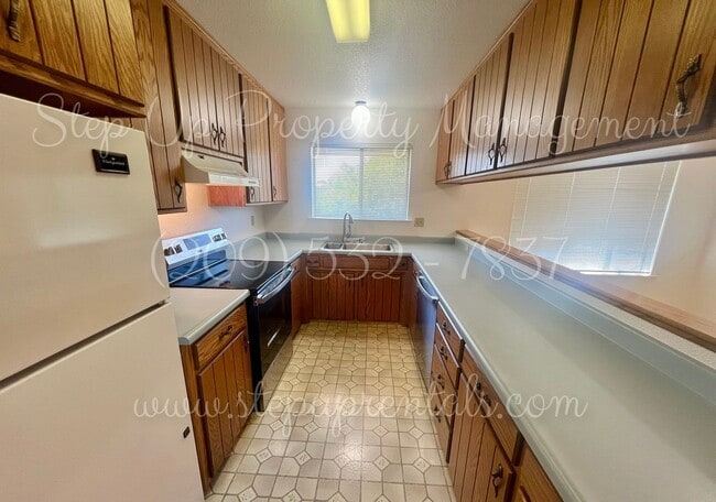 Building Photo - 96 S Norlin St
