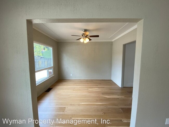 Building Photo - 2 br, 1 bath House - 1 Rose Lane