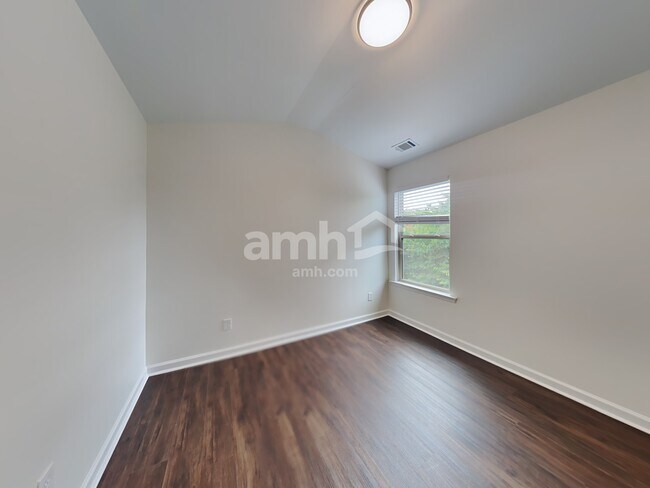 Building Photo - 1490 Aster Ives Dr