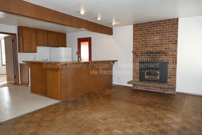 Building Photo - 1615 N 38th St