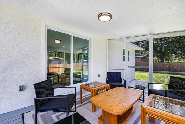 Building Photo - Englewood Padsplit Co-living Affordable Ho...