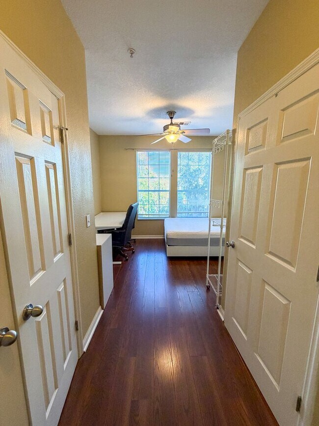 Building Photo - Campus View North #203