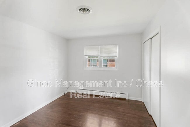 Building Photo - 11212 1st St