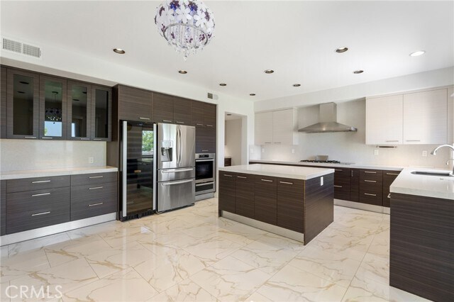 Building Photo - 2528 N San Miguel Dr