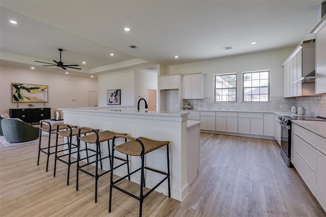 Building Photo - 1601 Sea Breeze Ln