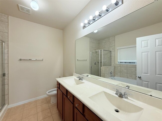 Building Photo - 7506 Pavilion Dr