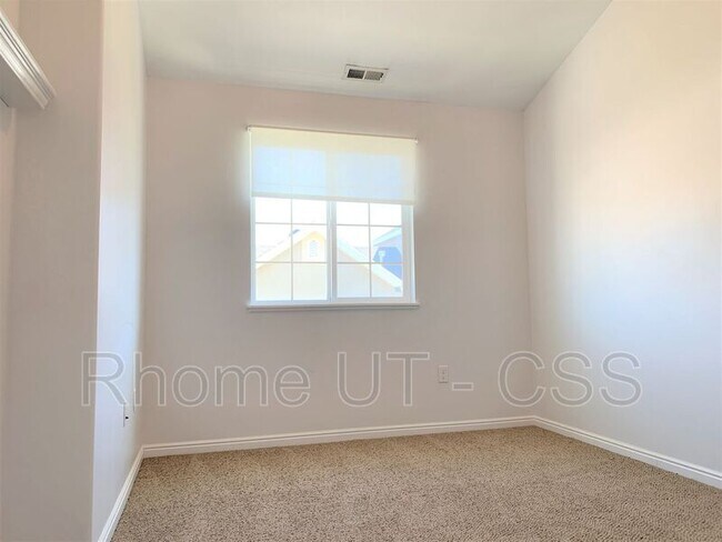 Building Photo - 13567 S Florenza Way