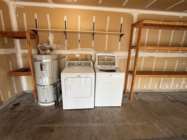 Building Photo - Woodland Ranch 3Bd/2Ba Home with Large Fully Fenced Yard - Easy Access to I-5