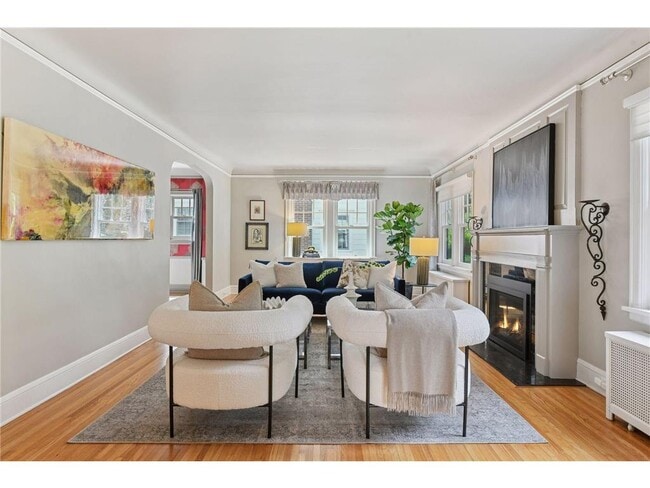 Building Photo - 3933 Zenith Ave S