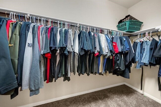 Building Photo - 20230 Galena Falls Dr