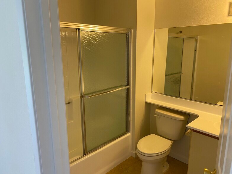 Master Bath with Tub/Shower - 308 E Valencia Ave