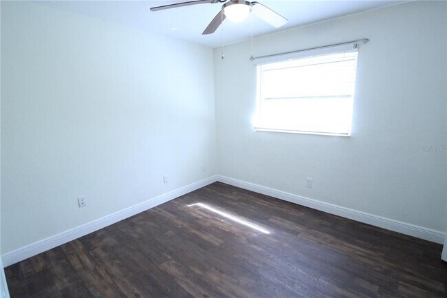 Building Photo - 4628 NW 40th Terrace