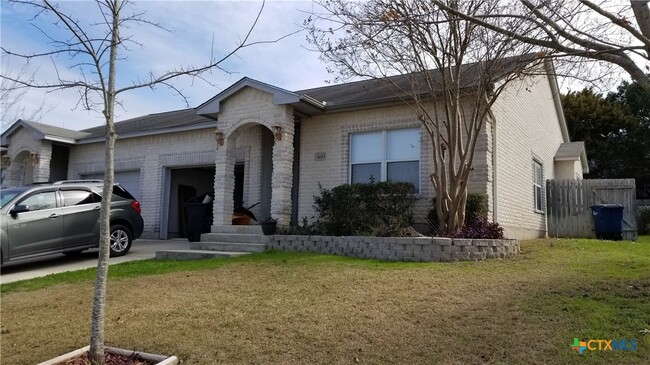 Primary Photo - 3023 Green Mountain Dr