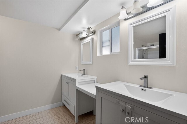 Building Photo - 28131 Florence Ln