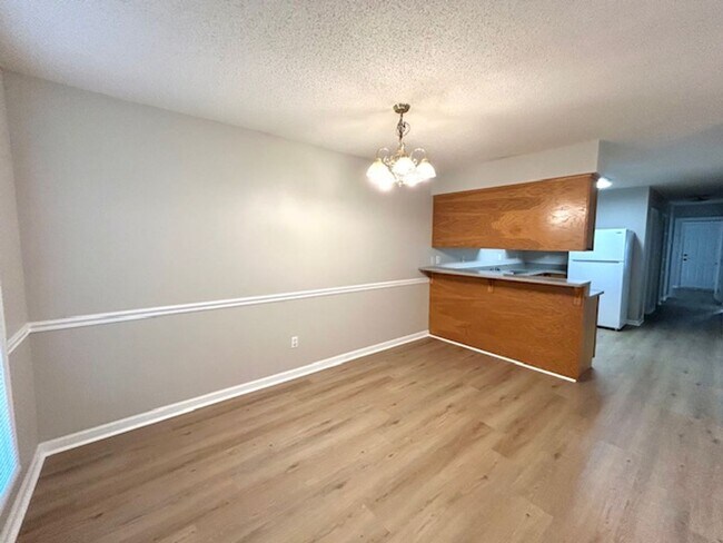 Building Photo - 124 Railroad Ridge Rd