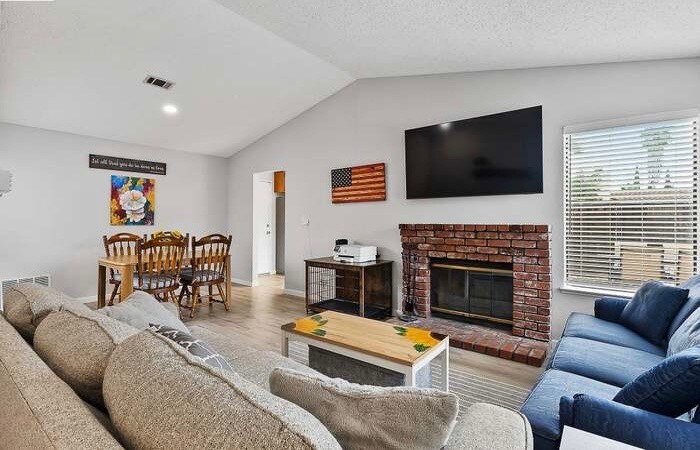 Building Photo - 2829 Morro Dr