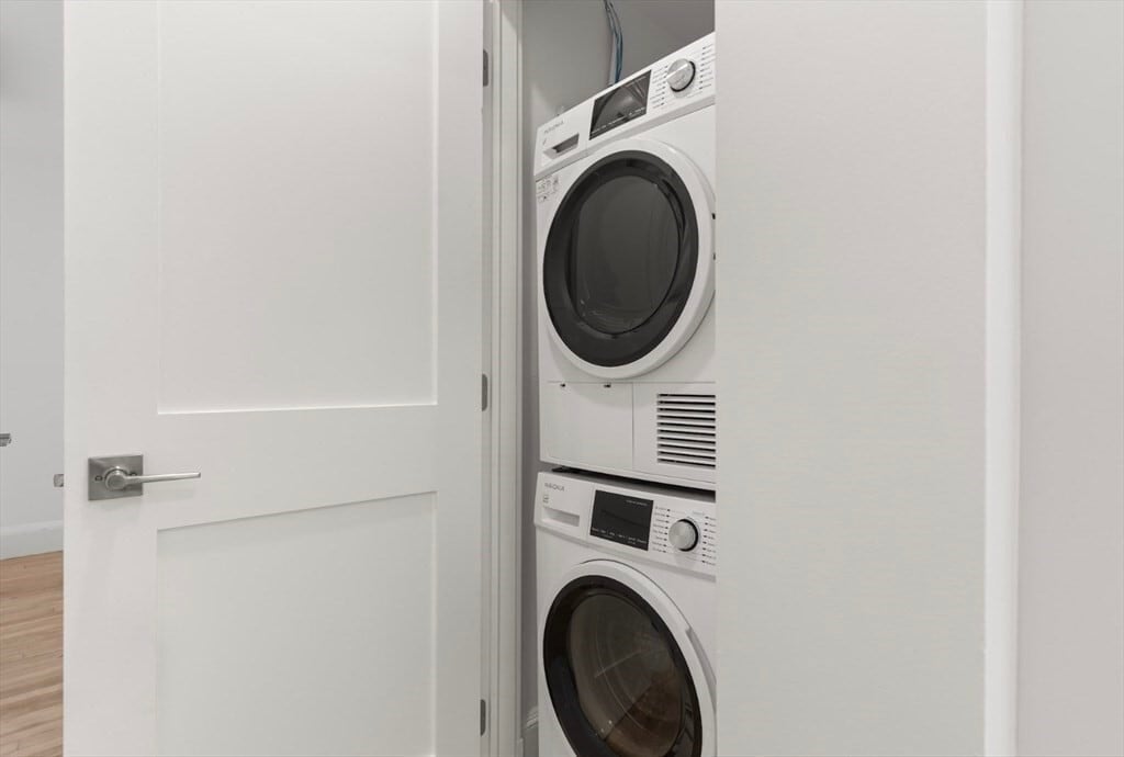 Building Photo - 26 Bradlee Rd