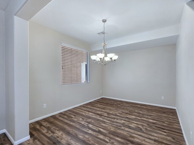 Building Photo - 5389 Hollymead Dr