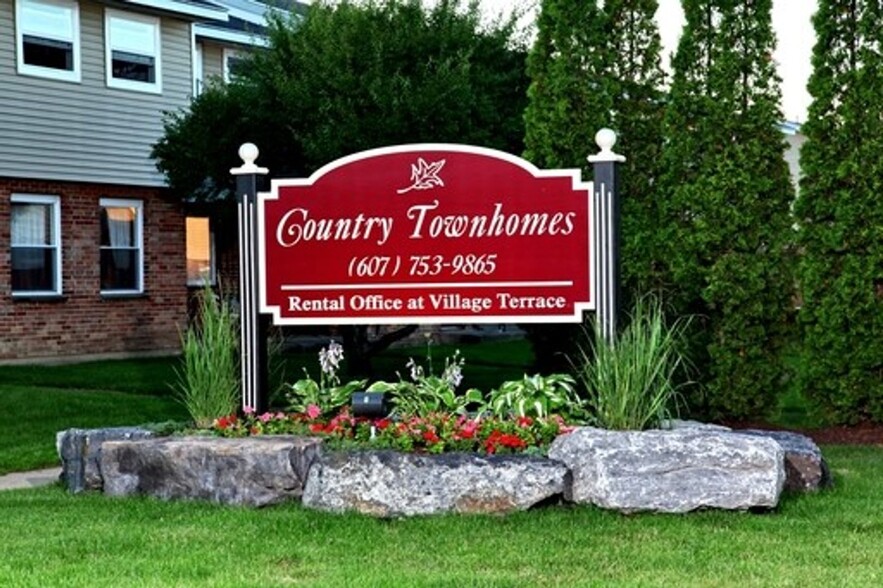 Interior Photo - Country Townhomes