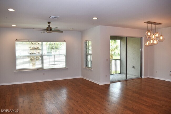 Building Photo - 23420 Alamanda Dr