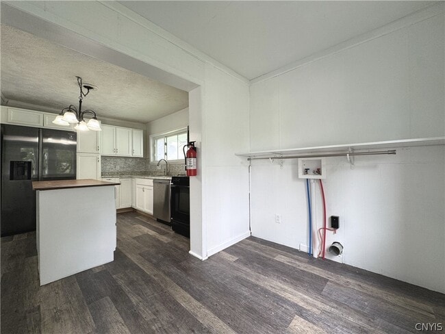Building Photo - 318 W Hoard St