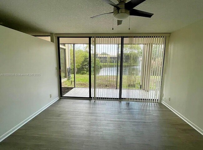 Building Photo - 2941 SW 87th Ave