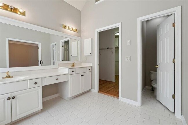 Building Photo - 1400 Prestige Valley Dr