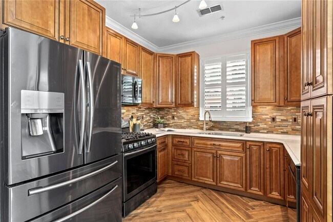 Building Photo - 2741 Via Cipriani