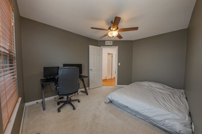 Building Photo - 2192 Fescue Dr