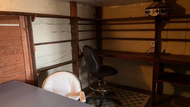 Building Photo - 1472 Silverwood Dr