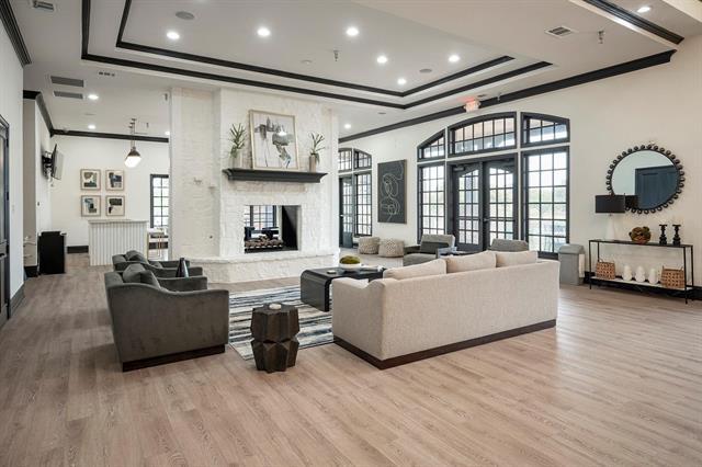 Building Photo - 3884 Banner Dr