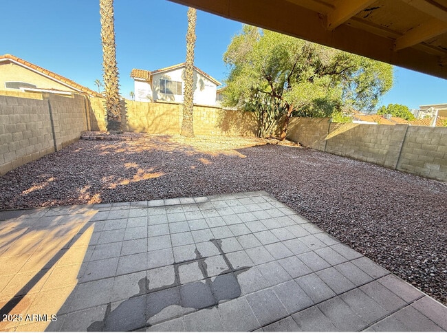 Building Photo - 1356 E Helena Dr