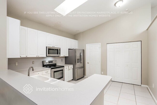 Building Photo - 12363 Pleasant Green Way