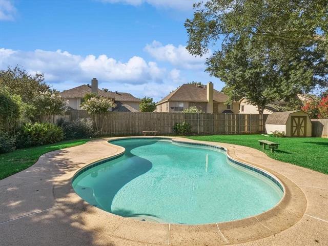 Building Photo - 521 Chasewood Dr