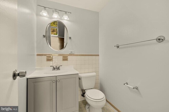 Building Photo - 5614 Bismach Dr