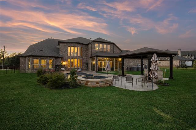 Building Photo - 715 Simmons Rd